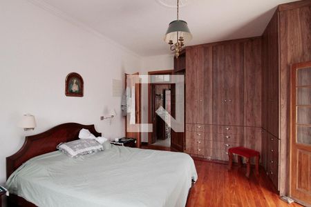 Casa para alugar com 500m², 5 quartos e 5 vagasSuíte 2