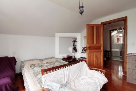 Casa para alugar com 500m², 5 quartos e 5 vagasSuíte 3 (Sótão)