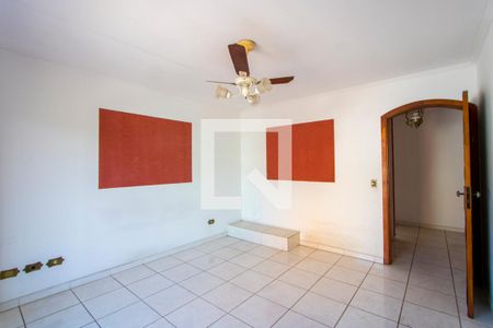 Casa à venda com 263m², 3 quartos e 5 vagas Casa à venda com 263m², 3 quartos e 5 vagasQuarto 1 - Suíte