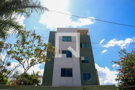 Apartamento à venda com 80m², 3 quartos e 2 vagas Apartamento à venda com 80m², 3 quartos e 2 vagasFachada