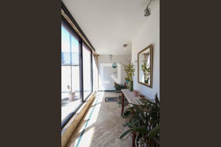 Casa à venda com 221m², 3 quartos e 4 vagasHall de entrada