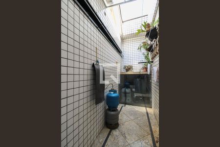 Casa à venda com 221m², 3 quartos e 4 vagasÁrea de Serviço