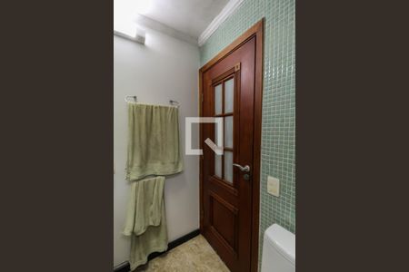 Casa à venda com 221m², 3 quartos e 4 vagasBanheiro Social