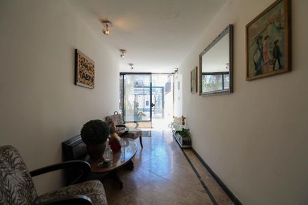 Casa à venda com 221m², 3 quartos e 4 vagasHall de entrada