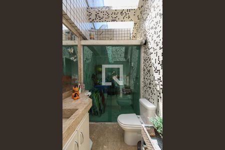 Casa à venda com 221m², 3 quartos e 4 vagasLavabo