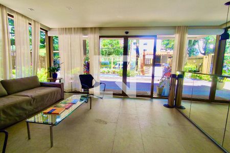 Casa de condomínio à venda com 80m², 2 quartos e 1 vaga Casa de condomínio à venda com 80m², 2 quartos e 1 vagaPortaria