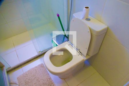 Casa de condomínio à venda com 80m², 2 quartos e 1 vaga Casa de condomínio à venda com 80m², 2 quartos e 1 vagaSuíte banheiro