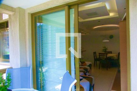 Casa de condomínio à venda com 80m², 2 quartos e 1 vaga Casa de condomínio à venda com 80m², 2 quartos e 1 vagaVaranda