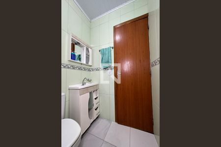 Casa à venda com 130m², 3 quartos e 2 vagasBanheiro