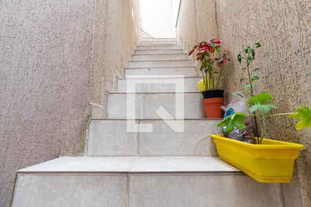 Casa à venda com 250m², 4 quartos e 2 vagasEscada