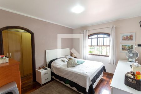 Casa à venda com 250m², 4 quartos e 2 vagasQuarto Suíte 3