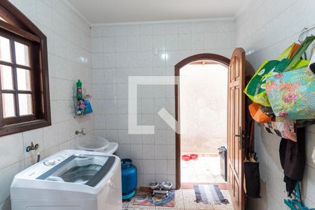 Casa à venda com 250m², 4 quartos e 2 vagasLavanderia