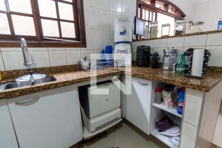 Casa à venda com 250m², 4 quartos e 2 vagasCozinha