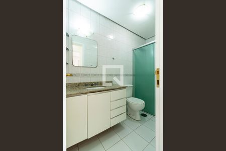 Banheiro de apartamento à venda com 1 quarto, 47m² em Ipiranga, São Paulo