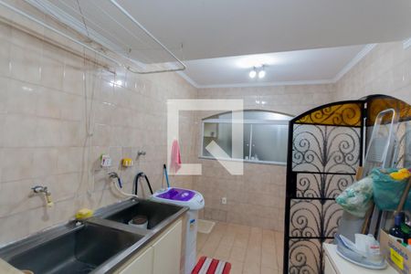 Casa à venda com 231m², 3 quartos e 2 vagasÁrea de Serviço