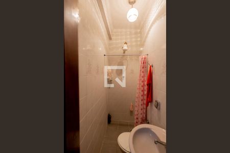 Casa à venda com 231m², 3 quartos e 2 vagasBanheiro do Salão