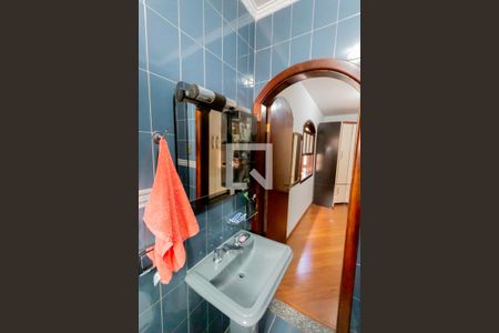 Casa à venda com 231m², 3 quartos e 2 vagasBanheiro da Suíte 2