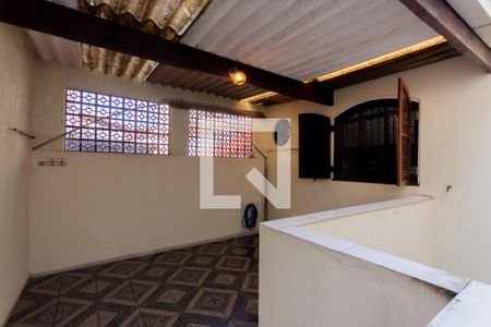 Casa à venda com 231m², 3 quartos e 2 vagasÁrea de Serviço - Externo