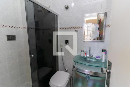 Apartamento à venda com 74m², 2 quartos e 1 vaga Apartamento à venda com 74m², 2 quartos e 1 vagaBanheiro