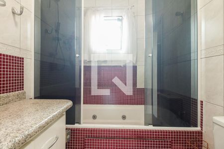 Casa à venda com 200m², 2 quartos e 4 vagas Casa à venda com 200m², 2 quartos e 4 vagasBanheiro Suíte 2