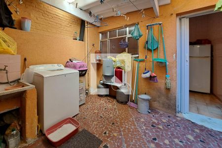 Casa à venda com 124m², 3 quartos e 1 vagaÁrea de serviço