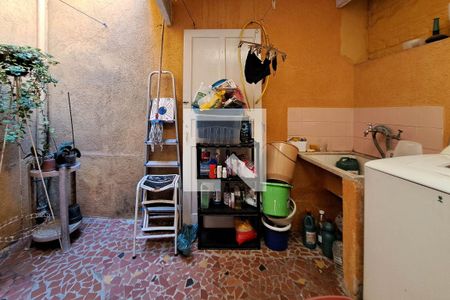 Casa à venda com 124m², 3 quartos e 1 vagaÁrea de serviço