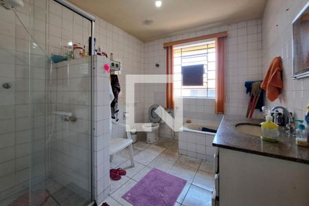 Casa à venda com 124m², 3 quartos e 1 vagaBanheiro