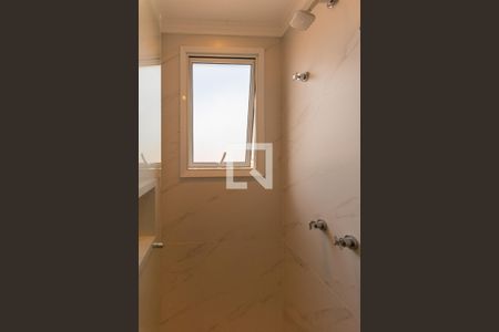 Apartamento à venda com 75m², 2 quartos e 2 vagasBanheiro da Suíte 1