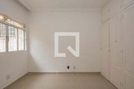 Casa à venda com 600m², 5 quartos e 4 vagasQuarto 4