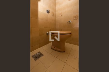 Casa à venda com 600m², 5 quartos e 4 vagasLavabo