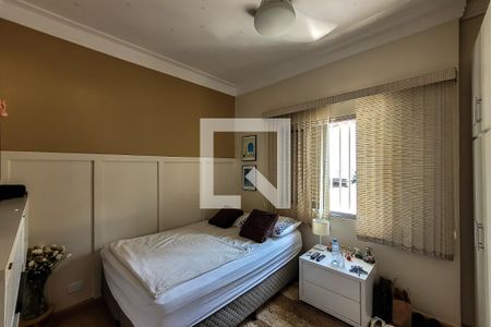 Casa à venda com 250m², 4 quartos e 3 vagas Casa à venda com 250m², 4 quartos e 3 vagasQuarto 2