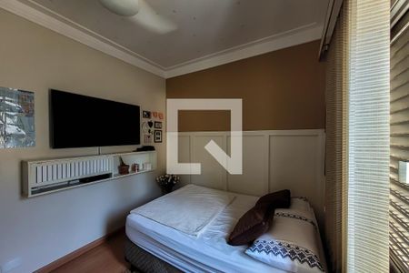 Casa à venda com 250m², 4 quartos e 3 vagas Casa à venda com 250m², 4 quartos e 3 vagasQuarto 2