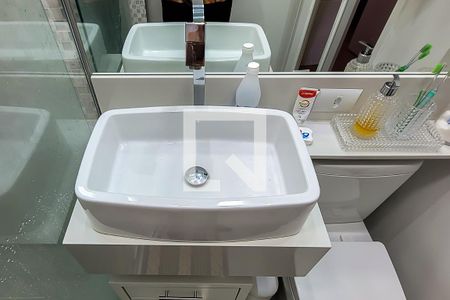 Casa à venda com 250m², 4 quartos e 3 vagas Casa à venda com 250m², 4 quartos e 3 vagasBanheiro Social