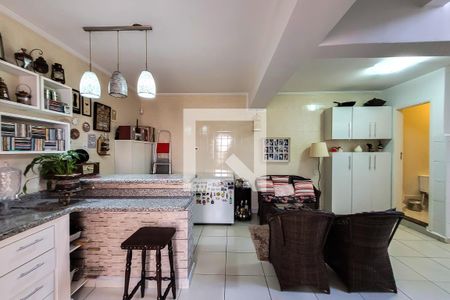 Casa à venda com 250m², 4 quartos e 3 vagas Casa à venda com 250m², 4 quartos e 3 vagasarea de lazer