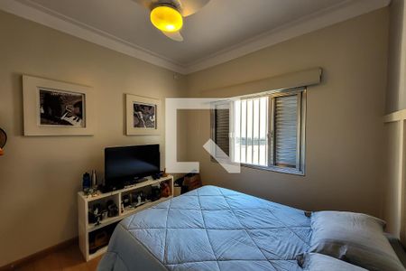 Casa à venda com 250m², 4 quartos e 3 vagas Casa à venda com 250m², 4 quartos e 3 vagasQuarto 1