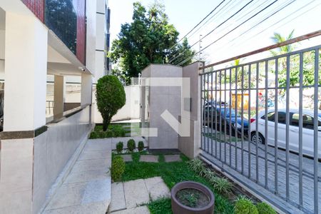 Apartamento à venda com 182m², 3 quartos e 2 vagasEntrada