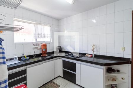 Apartamento à venda com 182m², 3 quartos e 2 vagasCozinha