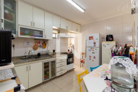 Apartamento à venda com 120m², 3 quartos e 2 vagas Apartamento à venda com 120m², 3 quartos e 2 vagasCozinha