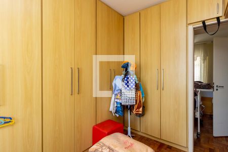 Apartamento à venda com 120m², 3 quartos e 2 vagas Apartamento à venda com 120m², 3 quartos e 2 vagasQuarto 2