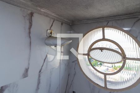 Apartamento à venda com 120m², 3 quartos e 2 vagas Apartamento à venda com 120m², 3 quartos e 2 vagasDetalhe - Banheiro