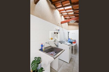 Casa à venda com 170m², 3 quartos e 5 vagas Casa à venda com 170m², 3 quartos e 5 vagasÁrea de serviço