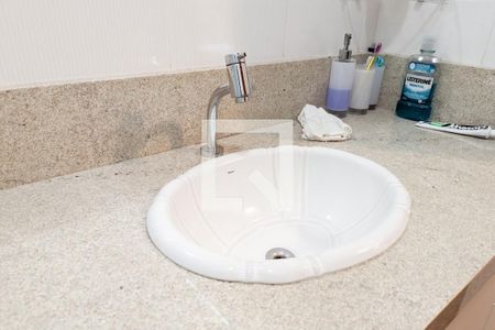 Casa à venda com 170m², 3 quartos e 5 vagas Casa à venda com 170m², 3 quartos e 5 vagasBanheiro