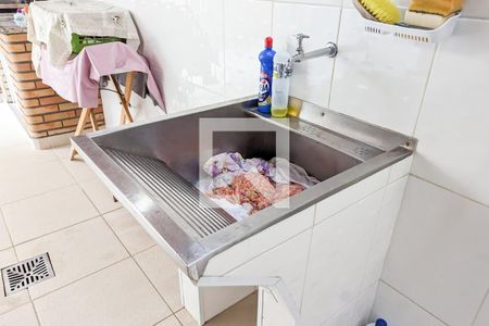 Casa à venda com 170m², 3 quartos e 5 vagas Casa à venda com 170m², 3 quartos e 5 vagasÁrea de serviço