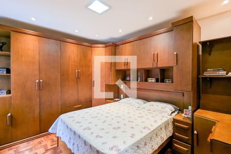 Casa à venda com 170m², 3 quartos e 5 vagas Casa à venda com 170m², 3 quartos e 5 vagasQuarto da suíte