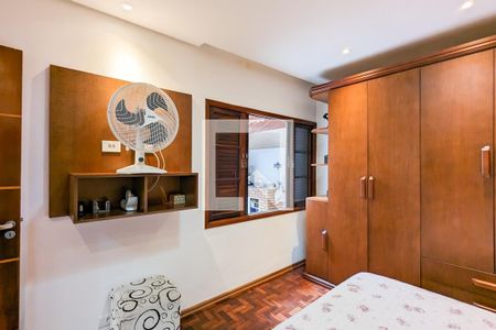 Casa à venda com 170m², 3 quartos e 5 vagas Casa à venda com 170m², 3 quartos e 5 vagasQuarto da suíte