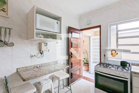 Casa à venda com 170m², 3 quartos e 5 vagas Casa à venda com 170m², 3 quartos e 5 vagasCozinha