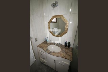 Apartamento à venda com 81m², 3 quartos e 2 vagasBanheiro