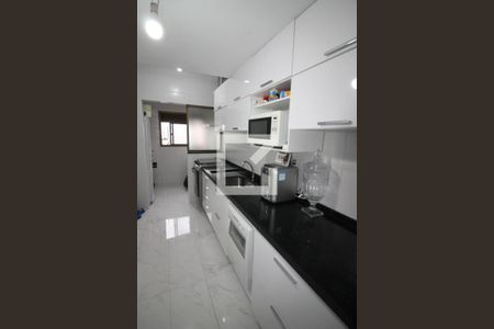 Apartamento à venda com 81m², 3 quartos e 2 vagasCozinha