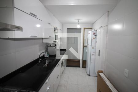 Apartamento à venda com 81m², 3 quartos e 2 vagasCozinha