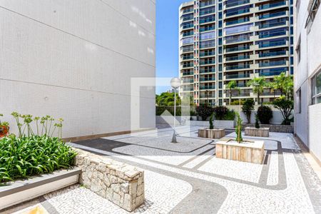 Apartamento à venda com 160m², 4 quartos e 2 vagas Apartamento à venda com 160m², 4 quartos e 2 vagasÁrea de Convivência